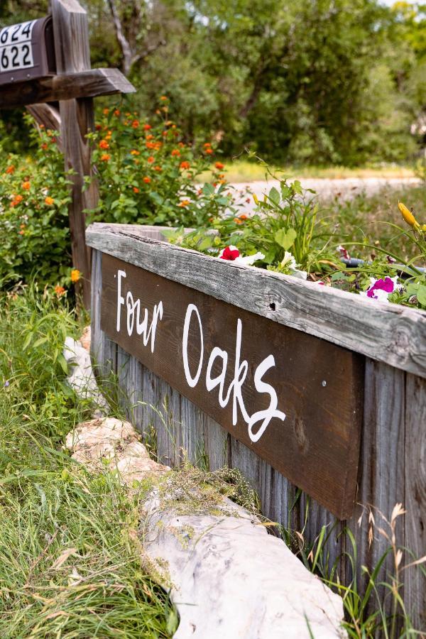 Dean'S Den: Private Deck W/ Jacuzzi And A View Villa Ню Браунфелс Екстериор снимка