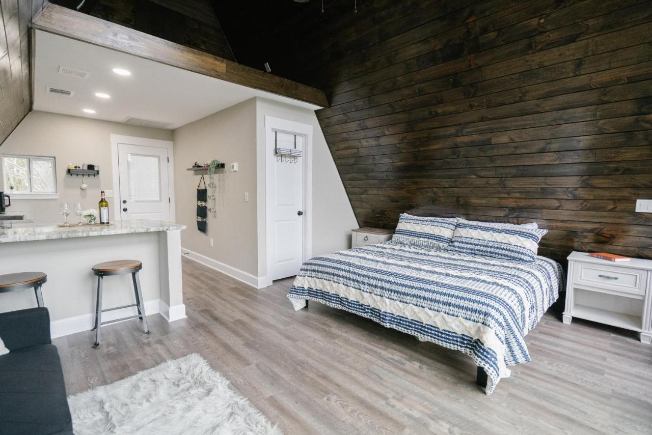 Dean'S Den: Private Deck W/ Jacuzzi And A View Villa Ню Браунфелс Екстериор снимка